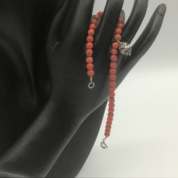 Mediterranean Red Coral Bracelet w Silver 925 charm beads and spring Clasp - Picture 3 of 6